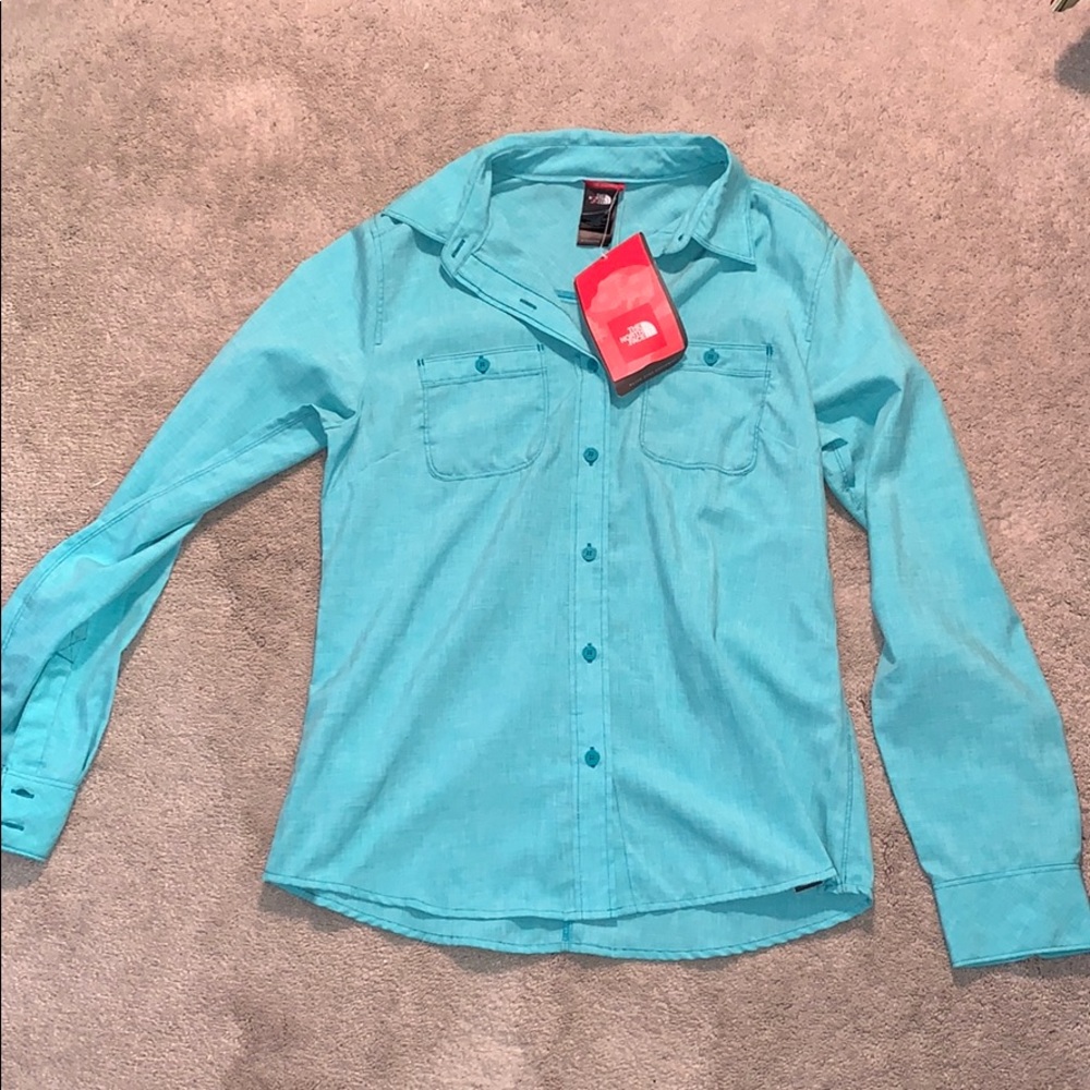 The north face button down moisture wicking shirt